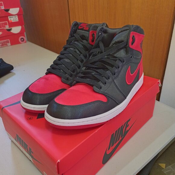 Size 10.5 - Air Jordan 1 Retro OG 2023 High Satin Bred mens 10.5 womens 12 - Picture 8 of 12
